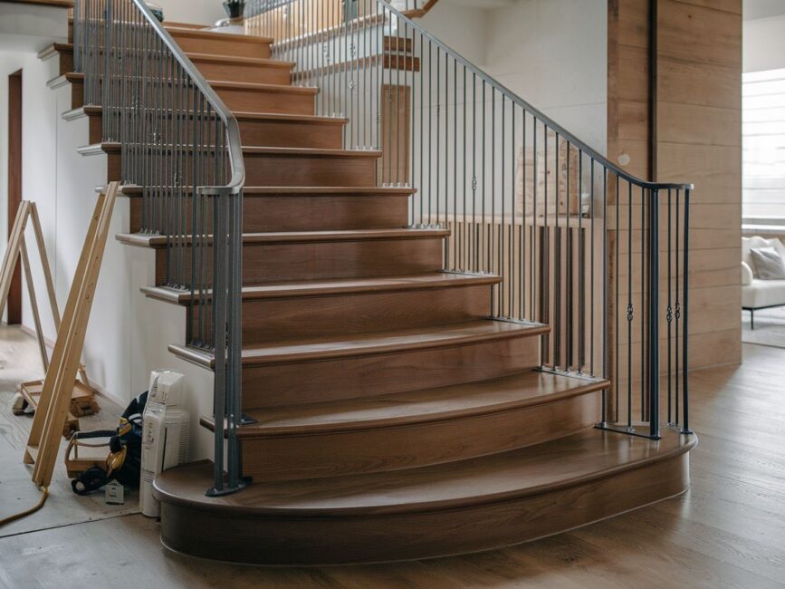 Zestaw narzędzi do odnawiania schodów